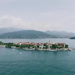 Romantic Vista *