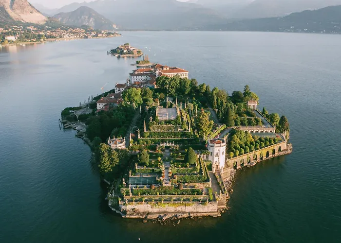 Romantic Vista Apartment